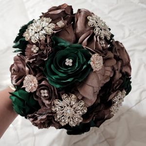 Sweet 16/ Quince/ Wedding Rhinestone Brooch Bouquet